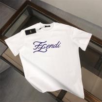 ☆2026年春夏新作☆FENDI コピー Ｔシャツ サインロゴ プリント 2色 ...