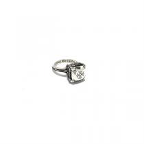 +SNSで大人気+クロムハーツ スーパーコピー 指輪 カクテルリング 芸能人愛用 クロス ロゴ CHROME HEARTS