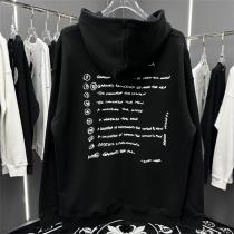 爽やかな印象 メゾン マルジェラ 偽物 パーカー ロゴプリント 落書き 手書き風 ロゴ  Maison Margiela