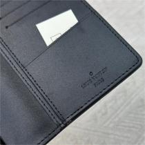 【M83190】LOUIS VUITTON スーパーコピー 財布 Brazza Wallet LVイニシャル プリント ルイヴィトン