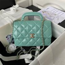 ☆キュートなカラー☆CHANE1 スーパーコピー ショルダーバッグ コンパクトサイズ 可愛い 