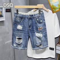 DSQUARED2 コピー ジーンズ ダメージ加工 レザー ロゴ 貼り付け ディースクエアード 