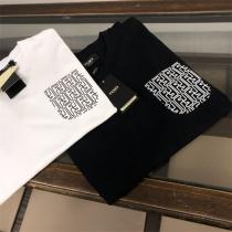 2026夏コレクション FENDI コピー Ｔシャツ FFロゴ ポケット 落書きアート 2色 モノグラム フェンディ