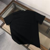2026夏コレクション FENDI コピー Ｔシャツ FFロゴ ポケット 落書きアート 2色 モノグラム フェンディ
