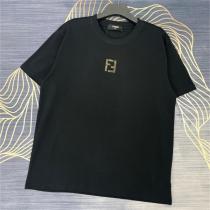 2026春夏新作 FENDI コピー Ｔシャツ FFロゴ 貼り付け 100%コットン フェンディ 