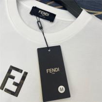 2026春夏新作 FENDI コピー Ｔシャツ FFロゴ 貼り付け 100%コットン フェンディ 