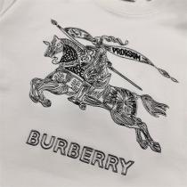 2026春夏の新作 バーバリー 偽物 Ｔシャツ 刺繡 ロゴ 立体的 馬術騎士 コットン生地 BURBERRY