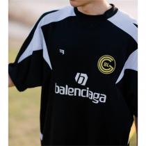 Manchester United F.C. X バレンシアガ スーパーコピー Ｔシャツ  BALENCIAGA 番号10 ロゴナイロン ユニセックス