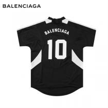 Manchester United F.C. X バレンシアガ スーパーコピー Ｔシャツ  BALENCIAGA 番号10 ロゴナイロン ユニセックス