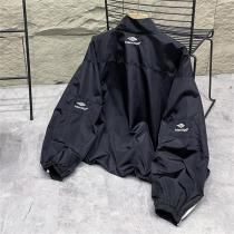 2026春夏 BALENCIAGA スーパーコピー ジャケット 3Bロゴ 刺繡 tracksuit 調節ドロスト バレンシアガ