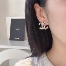 大人の雰囲気 CHANE1 スーパーコピー ピアス マトラッセ柄 ブローチ CC...