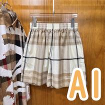 5色から展開 BURBERRY 偽物 ハーフパンツ チェック柄 水着パンツ ビー...