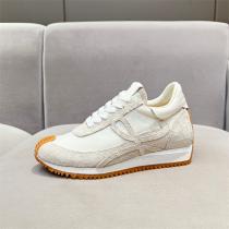 新作おすすめ LOEWE コピー スニーカー FLOW RUNNER フローラン...
