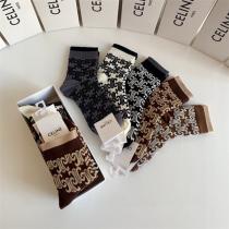 セリーヌ スーパーコピー 靴下 ロゴ ジャカード 凱旋門 5足セット 喫茶店の雰囲気 CELINE 
