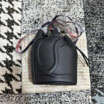 2026高級品☆クリスチャンルブタンショルダーバッグChristian Louboutin新作収納性いい品質保証