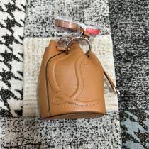 2026高級品☆クリスチャンルブタンショルダーバッグChristian Louboutin新作収納性いい品質保証