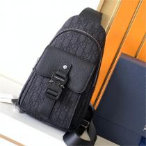 ★高品質★DIOR スーパーコピー ボディバッグ メンズ メタル素材 防錆 布と牛革 ロゴ モノグラム ディオール