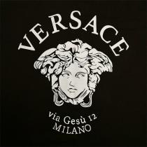 ファッションステージ新作 ヴェルサーチ スーパーコピー Tシャツ メデューサ ロゴ プリント柄 VERSACE