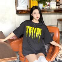 FENDI コピー Ｔシャツ ロゴ プリント グラフィティ風 コットン 素材 フ...