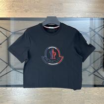2026年最新作 MONCLER コピー 新作 クルーネック 刺繍ロゴ 立体感 ユニセックス Tシャツ 純綿100%