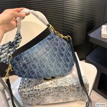 DIOR コピー ショルダーバッグ オブリークロゴ モノグラム デニム カジュアル 調節可能なストライプ ディオール