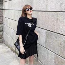 Maison Margiela スーパーコピー Ｔシャツ 数字 タグ カレンダー プリント柄 ユニセックス メゾン マルジェラ