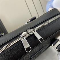 GUCC1 偽物 ビジネスバッグ ソフト ブリーフケース ミディアム プレート付 黒