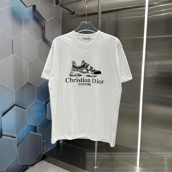 DIOR 偽物 Tシャツ スニーカーアート ロゴとスポーティデザイン カジュアルで高級感 ディオール
