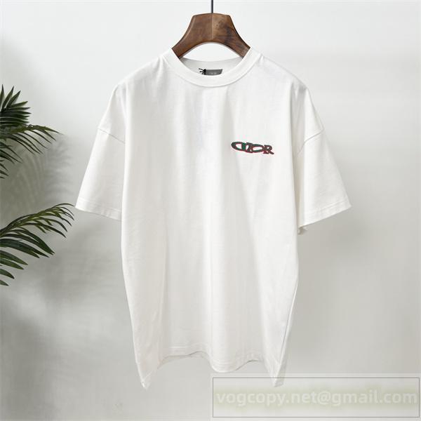 DIOR コピー Tシャツ スタイリッシュな 現代的 シャープ デザイン ディオール