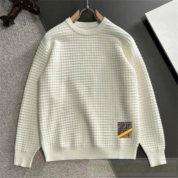 FENDI スーパーコピー セーター クリーム＆ダークグレー 立体パターン ロゴアクセント フェンデイ
