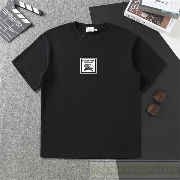 BURBERRY スーパーコピー Tシャツ ダークブラック ロゴ＆馬騎手デザイン バーバリー