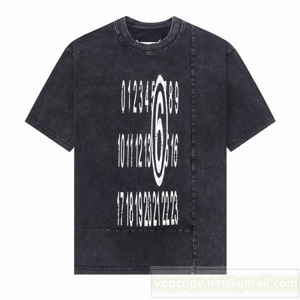 Maison Margiela スーパーコピー Tシャツ ダークグレー ヴィンテージ ロゴ グラフィック メゾン マルジェラ