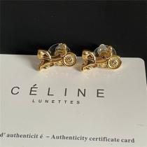 CELINE スーパーコピー ピアス ゴールド 螺旋状 デザイン エレガント モダン セリーヌ