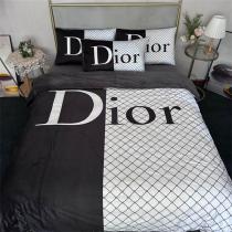 ディオール スーパーコピー 寝具4点セット モノトーン 洗練された格子柄と大胆ロゴ DIOR