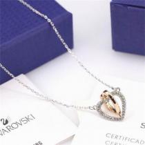 スワロフスキー スーパーコピー ネックレス 2つのハート 重なり合うデザイン ピンククリスタル SWAROVSKI