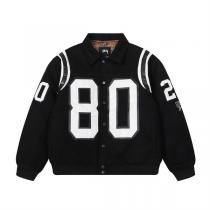 ステューシー 偽物 ジャケット ブラック スポーティ&ストリート ロゴ刺繍入り STUSSY