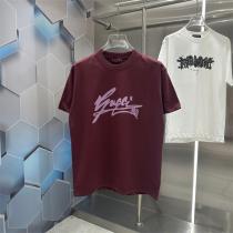 Gucc1 コピー  Tシャツ サイン風ロゴ アーティスティックデザイン ユニークなスタイル Gucc1