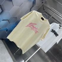Gucc1 コピー  Tシャツ サイン風ロゴ アーティスティックデザイン ユニークなスタイル Gucc1