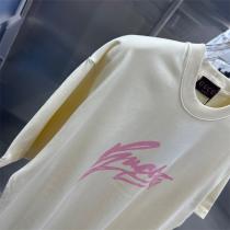 Gucc1 コピー  Tシャツ サイン風ロゴ アーティスティックデザイン ユニークなスタイル Gucc1