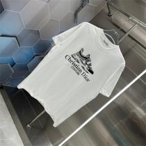 DIOR 偽物 Tシャツ スニーカーアート ロゴとスポーティデザイン カジュアルで高級感 ディオール