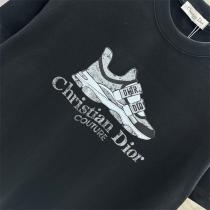 DIOR 偽物 Tシャツ スニーカーアート ロゴとスポーティデザイン カジュアルで高級感 ディオール