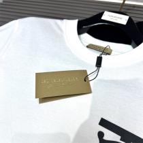 バーバリー 偽物 Tシャツ 大きなBロゴ クリーンでスタイリッシュなデザイン BURBERRY