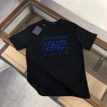 LOUIS VUITTON 偽物 Tシャツ 手書き風ロゴ カラフル グラフィック現代的 デザイン ルイヴィトン