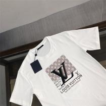 ルイヴィトン スーパーコピー Tシャツ モノグラム ロゴ シンプル 洗練 アイテム LOUIS VUITTON