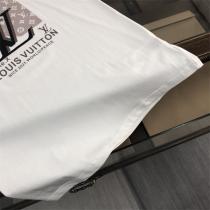 ルイヴィトン スーパーコピー Tシャツ モノグラム ロゴ シンプル 洗練 アイテム LOUIS VUITTON