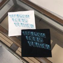 ルイヴィトン コピー Tシャツ MAISON ロゴ＆鮮やかなブルーのデザイン LOUIS VUITTON