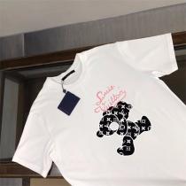 LOUIS VUITTON スーパーコピー Tシャツ テディベアデザイン モノグラムと遊び心 ルイヴィトン