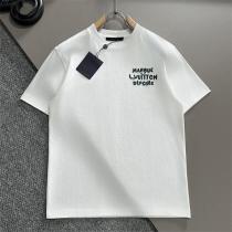ルイヴィトン コピー Tシャツ MARQUE L.VUITTON DÉPOSÉE 刺繍ロゴ シンプル 高級感 デザイン LOUIS VUITTON