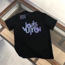 ルイヴィトン スーパーコピー Tシャツ カラフルロゴパターン モダン スタイリッシュなデザイン LOUIS VUITTON