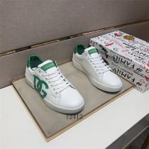ドルチェ＆ガッバーナ コピー スニーカー グリーンアクセント DGロゴ シンプルエレガンス Dolce&Gabbana